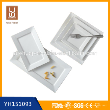 Günstige konkurrenzfähige weiße Porzellan-Quadrat und rechteckige Platte gesetzt